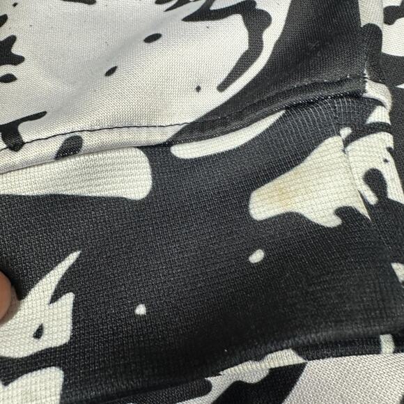 Skull Print Hoodie Black & White All-Over Design - All Over Print Hoodie Size L - Picture 5 of 13